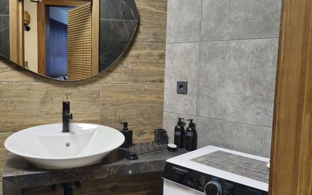 Апартаменты Люкс с Видом на Площадь Победы