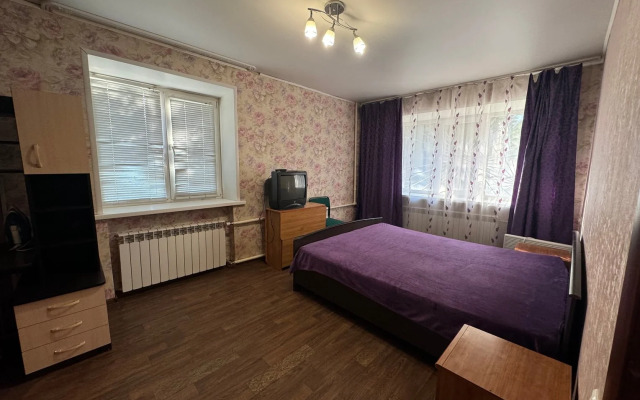 Na Aleksandra Nevskogo 30 Flat