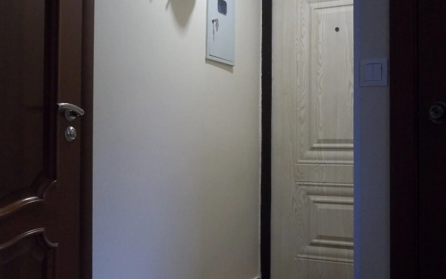 Malogabaritnaya Flat