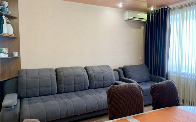 Na Naberezhnoy Flat