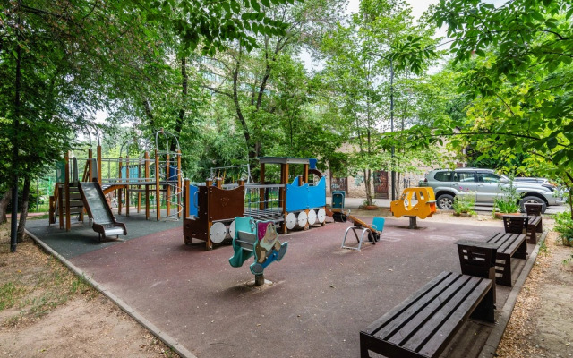 3-K v Tsentre Almaty Flat
