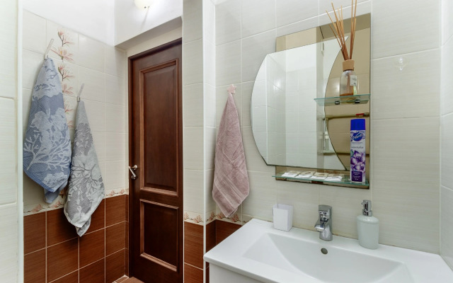 Na Prospekte Lenina Flat