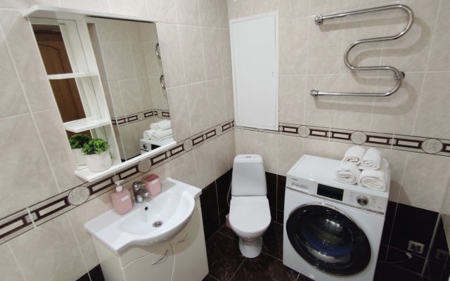Komfort Na Khlebozavodskoy 28/5 Apartments