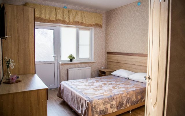 Shkolnaya44 Guest House
