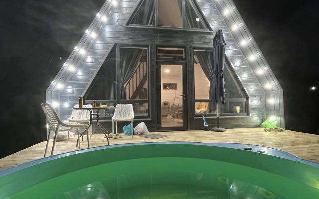 Asti Kemp Glamping