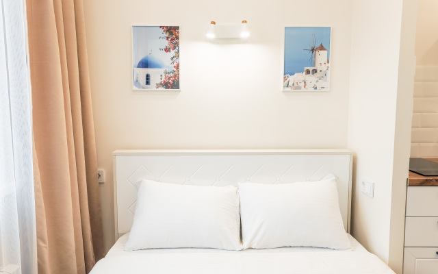 Апартаменты Санторини возле Аэропорта на 2 Гостей