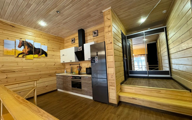 Апартаменты в доме Олега Митяева с видом на озеро