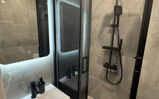 Квартира - студия с отличным ремонтом