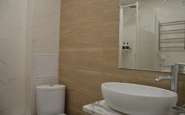 Grey Room S Basseynom RnD Apartments