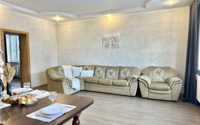 Квартира ArtHouse Dombay 9