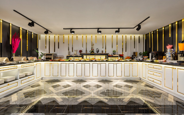 Trademark Collection by Wyndham Operla Airport Hotels