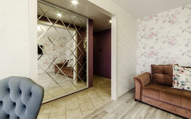 Na Maksima Gorykogo 25 Flat