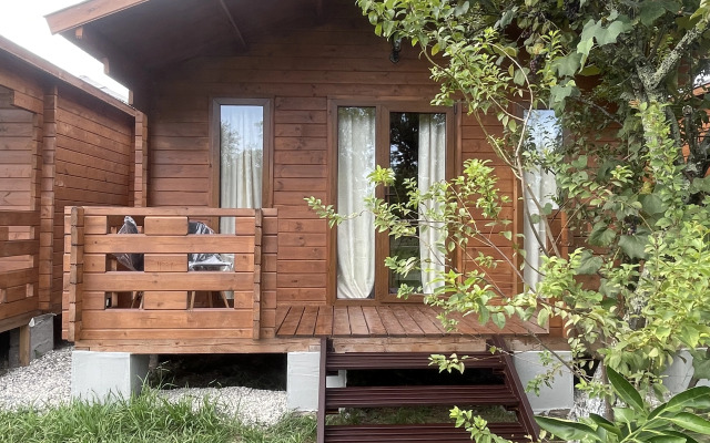 Akatsiya Guest House