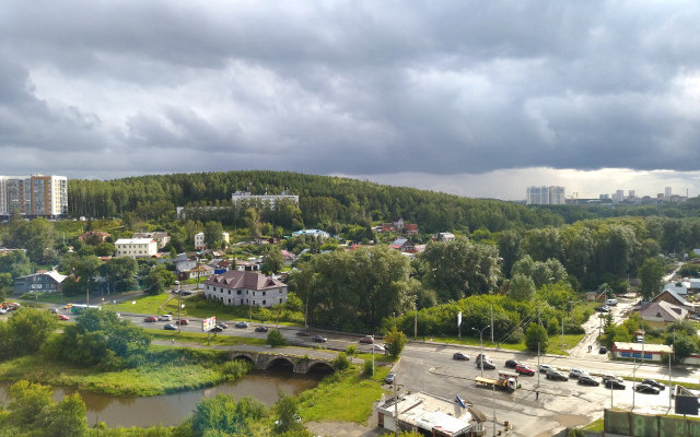 Studiya s vidom na goru Uktus Flat