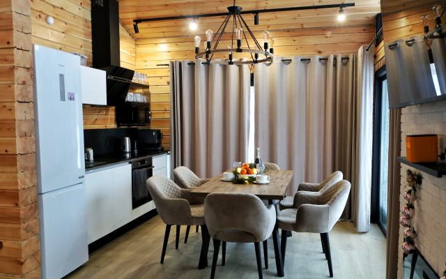 Частный дом Кедровилла