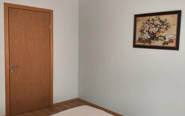 Квартира 2х комнатная в немецком старом фонде