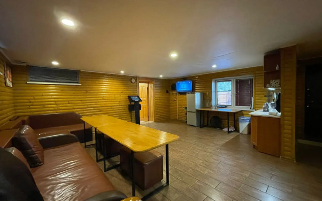 Kottedzh S Terrasoy I Basseynom Guest house
