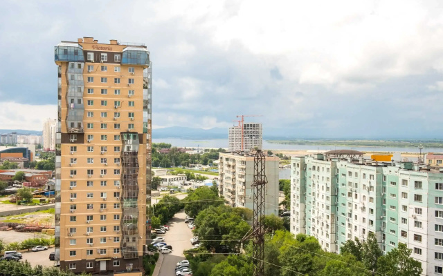 Апартаменты на Краснореченской улице 225/2