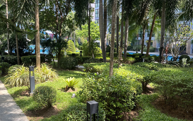 Апартаменты Dusit Grand Park 1 by Natali