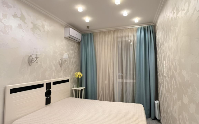 Liman Lyuks Apartments