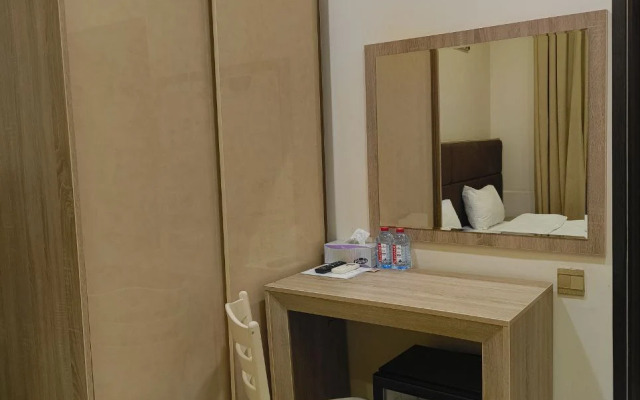 Deluxe City Boutique Hotel