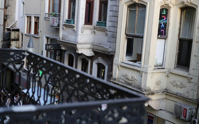 New Pera Hotel