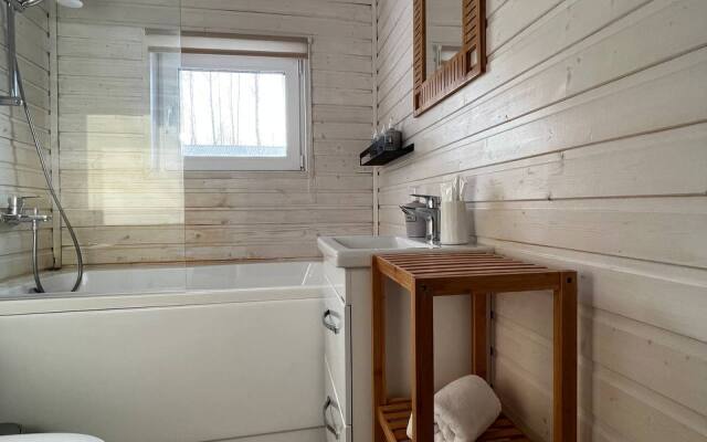 Point 400 Kedrovyj Guest House