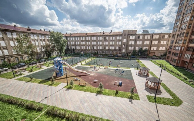 Ryadom S Gertsen Plaza Flat