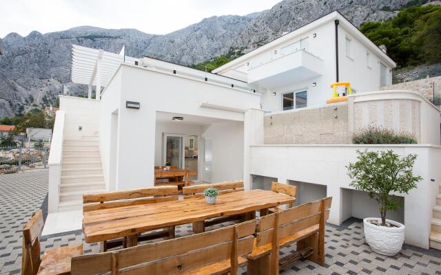 Prestige Villa Guesthouse