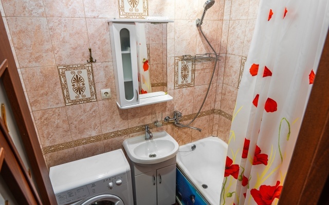 Uyutnaya Kvartira S Novym Remontom Apartments
