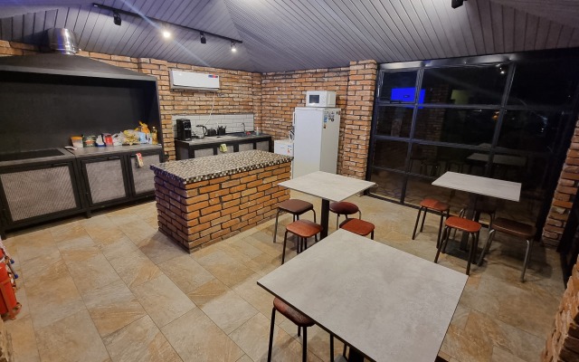 Kristall Guest House