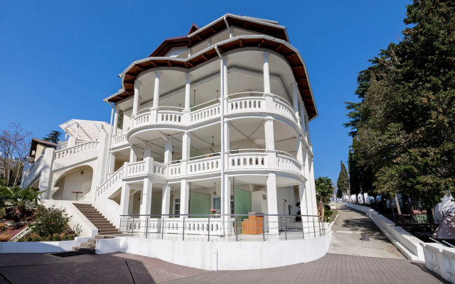 Ranovsky Park Hotel on Deputatskaya