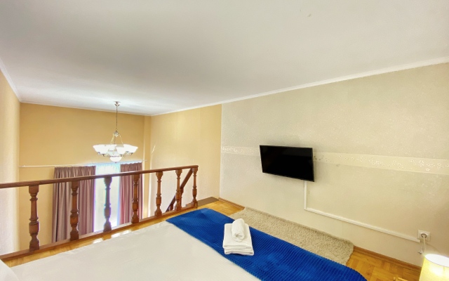 Apart-Comfort Dvuhurovnevye na Volzhskoj Naberezhnoj 49/1 Apartment
