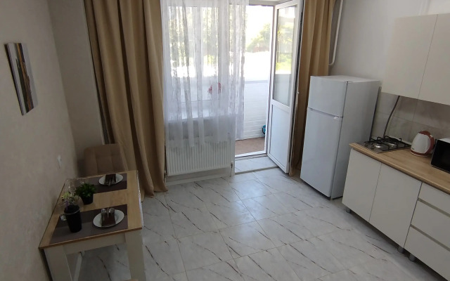 Svetlaya i uyutnaya kvartira Flat