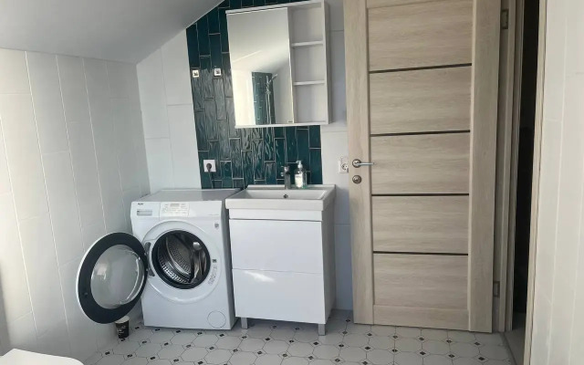 Частный дом с камином