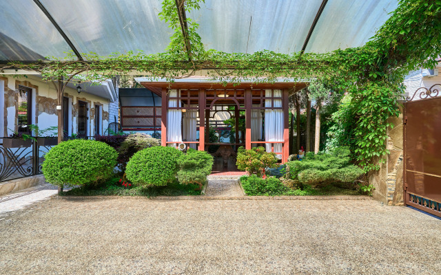 Lotos Guest House