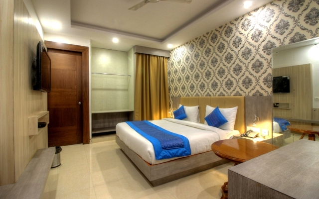 Almati Inn At Delhi Airport Hotel