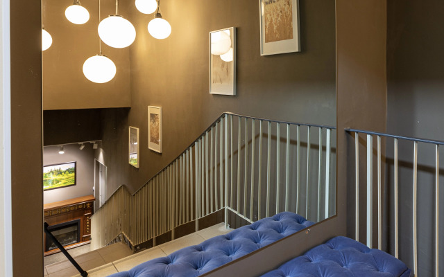 Dvukhurovnevaya S Terrasoy dlya pary Flat