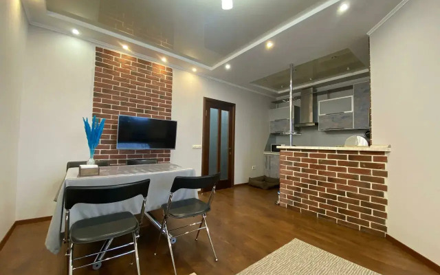 Na Prospekte Okeanskiy 54 Flat