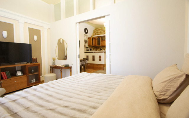 Na Tverskoy Flat