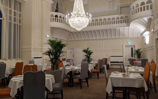 Royal Kings Arms Hotel