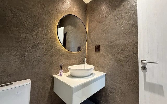 Mars Sweet Home Phuket Apartments