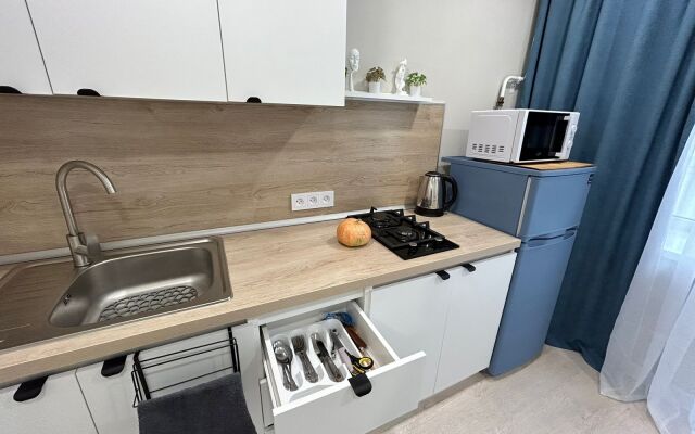 Na Prospekte Oktyabrya Ost. Bulvar Slavy Flat