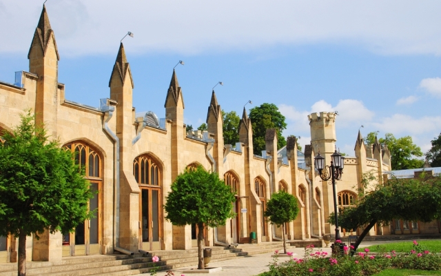 Amira Park Hotel