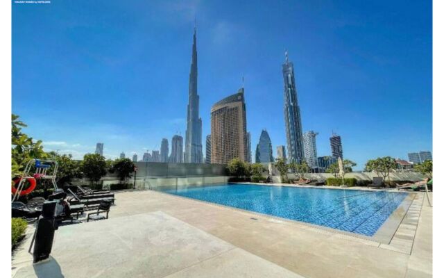 Апартаменты Bnbmehomes Stylish 3BR with Burj Khalifa view-410