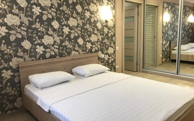 Апартаменты Пять Звёзд Уютная Квартира Возле Цирка