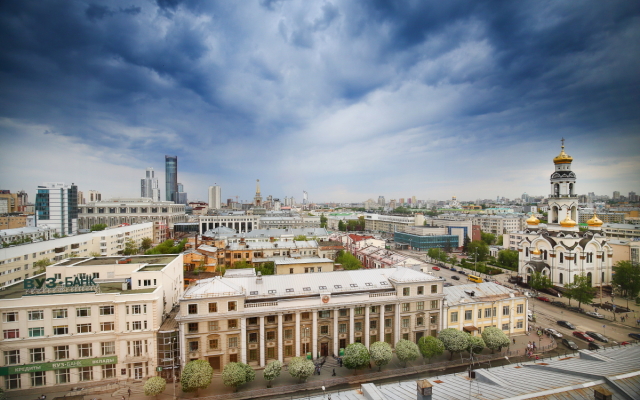 Апартаменты Rooms in Radius Central House с видом на город(11 этаж)