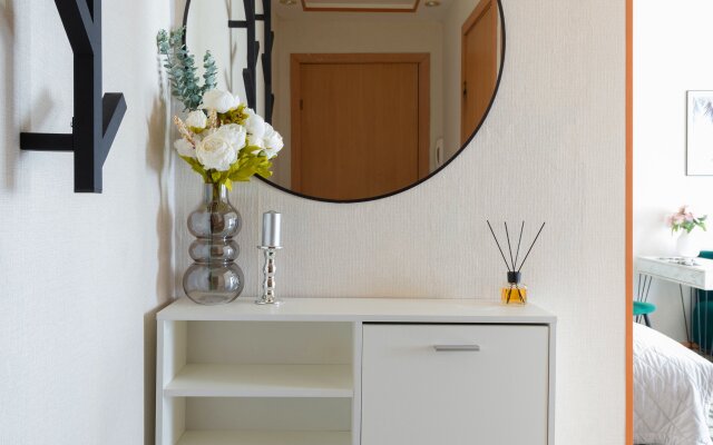 Uyutnye Apartamenty Ekonom Klassa V Samom Tsentre Tyumeni Apartments