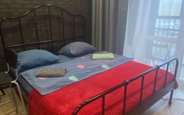 Na Kolmovskoy Naberezhnoy 71 Flat