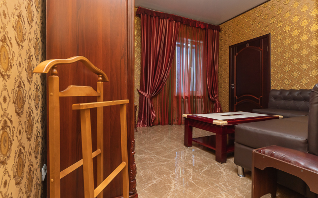 Отель Premium Hotel